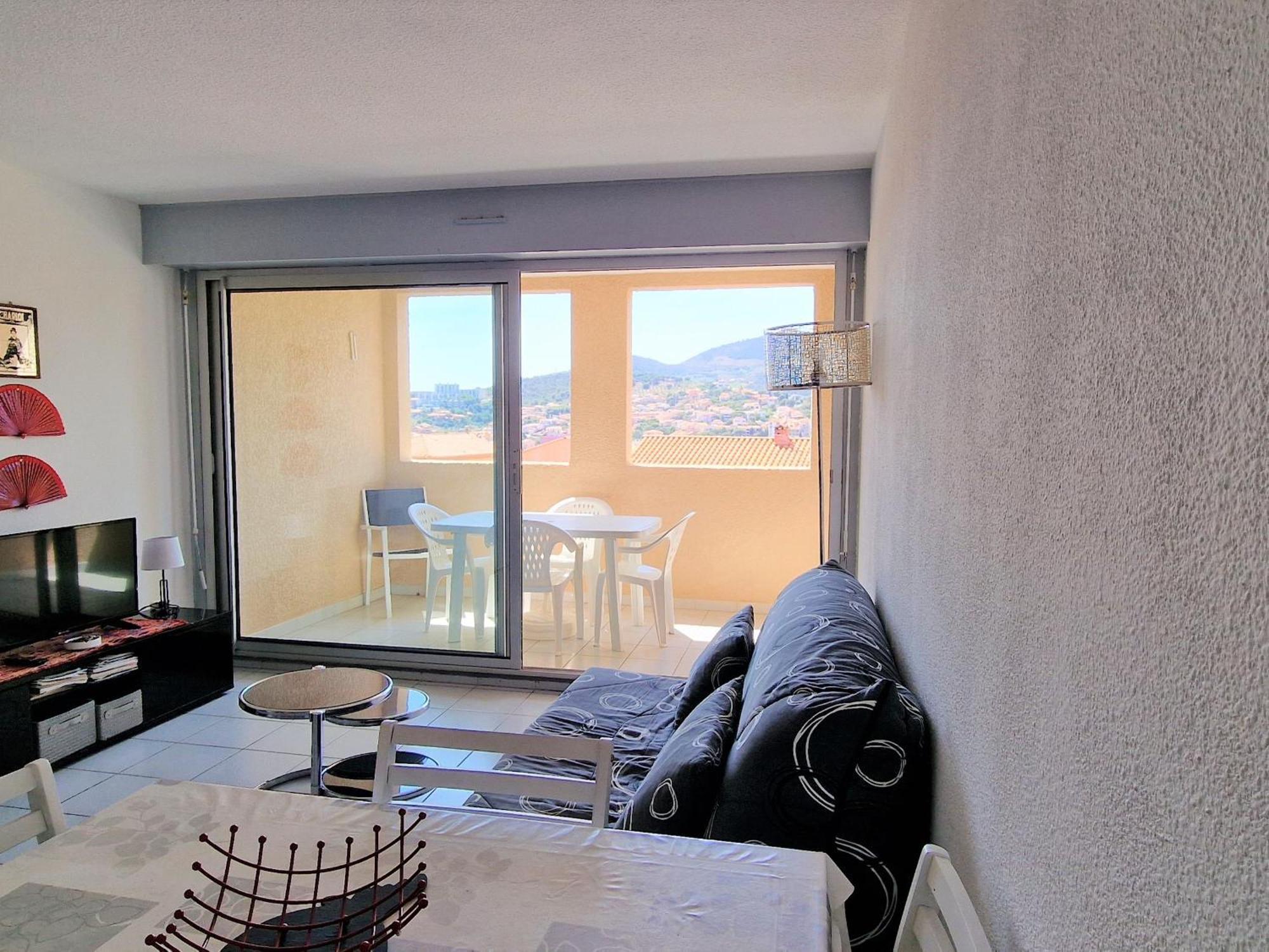 Banyuls-Sur-Mer: T2 Avec Terrasse Couverte Et Parking Privatif - Fr-1-309-146 Kültér fotó